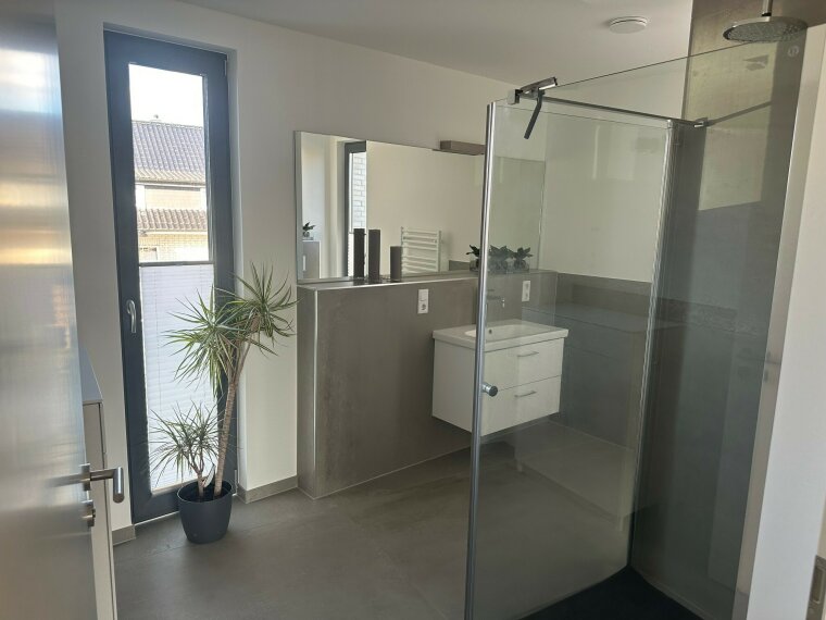 Bad mit Dusche
